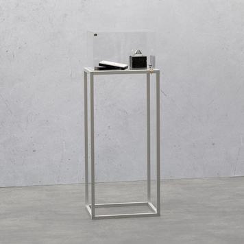 Haubenvitrine  „Construct“
