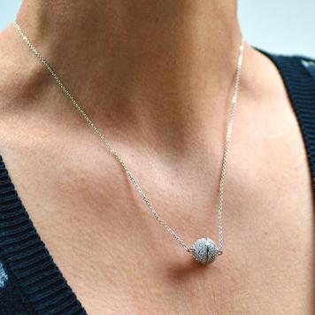 Damenkette mit funkelnder Magnetkugel Silber 42 cm