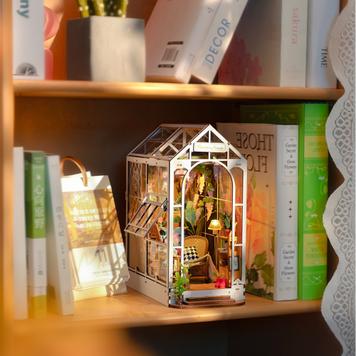 3D-Holzpuzzle Gartenhaus mit LED-Beleuchtung